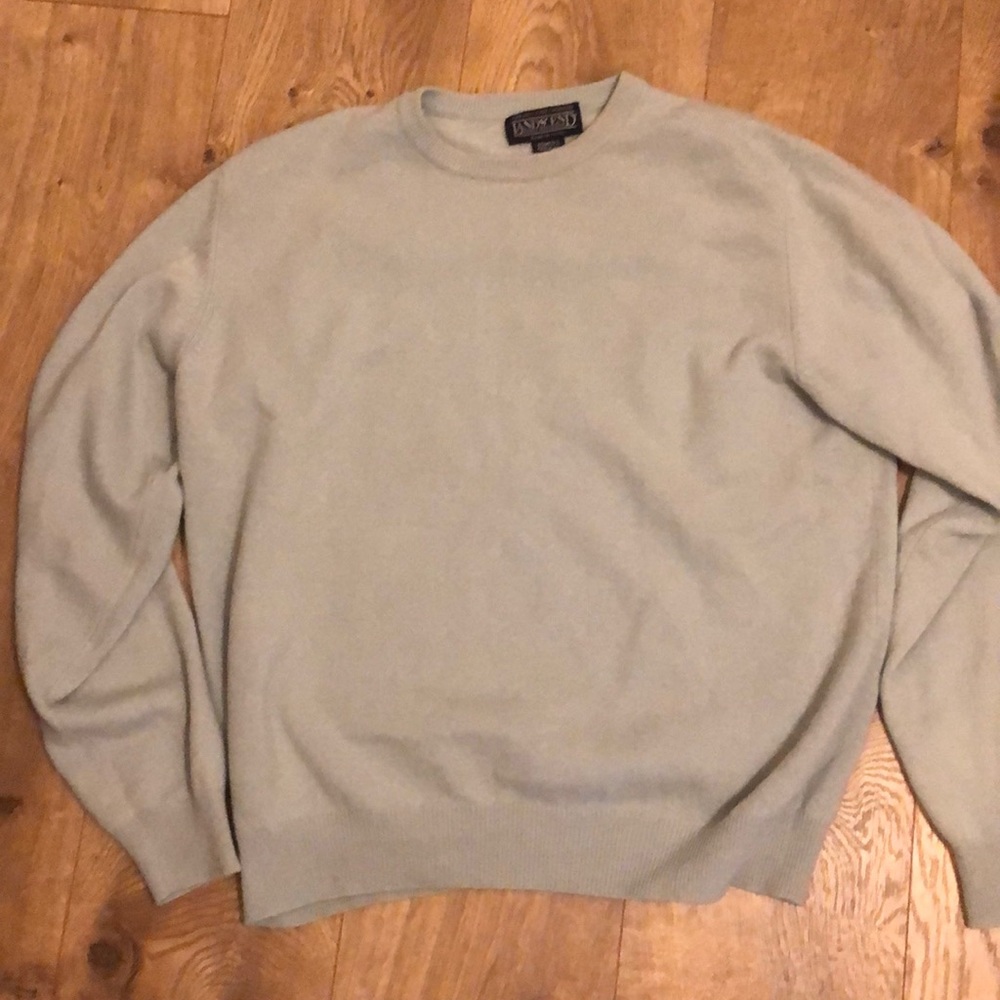 Cashmere sweater